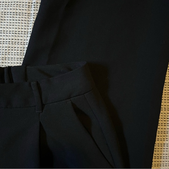 Old Navy Extra High Waisted Taylor Wide Leg Pants - Picture 3 of 8